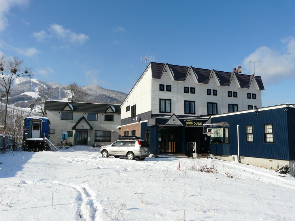 Nakafurano Pension Ressha House מראה חיצוני תמונה